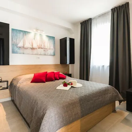 Διαμέρισμα Delta