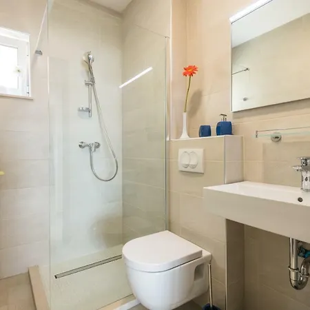 Διαμέρισμα Delta *