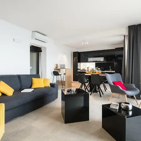 Delta Apartment Cavtat