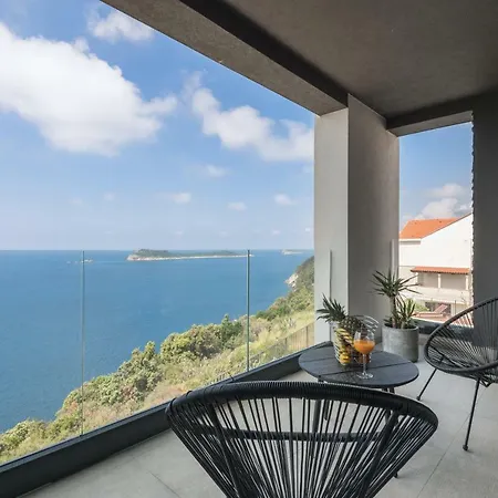 Διαμέρισμα Delta *