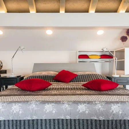 Delta Apartment