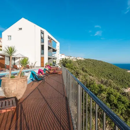 Delta Διαμέρισμα